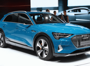 xe-Audi-E-Tron-300x220