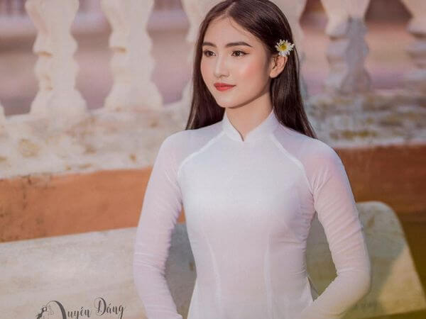 Trung bình mất từ 7 - 10 ngày để hoàn thiện áo dài học sinh may sẵn ao-dai-hoc-sinh-may-san-2