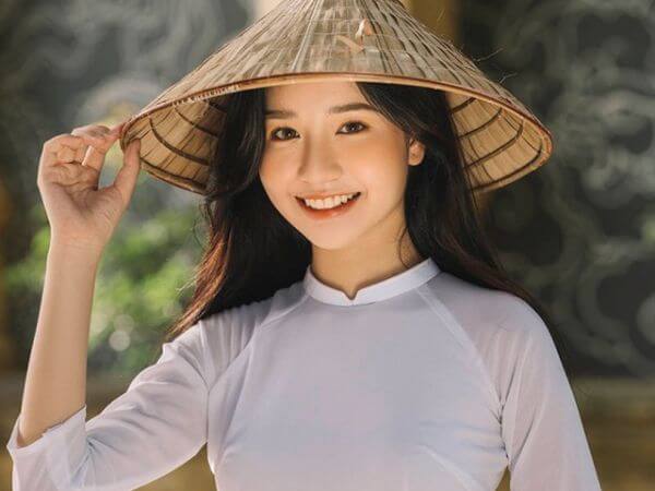 Giá may áo dài học sinh may sẵn theo cập nhật mới nhất ao-dai-hoc-sinh-may-san-3